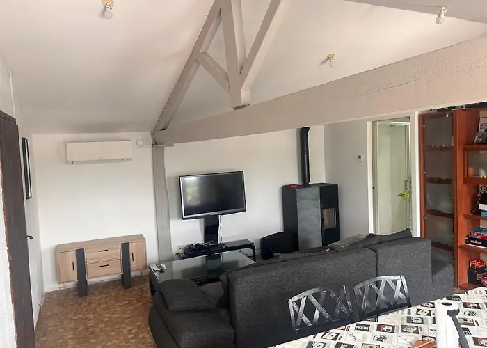 Сasa de vacaciones Maison à Oléron Avec Piscine Chauffée Et Privée